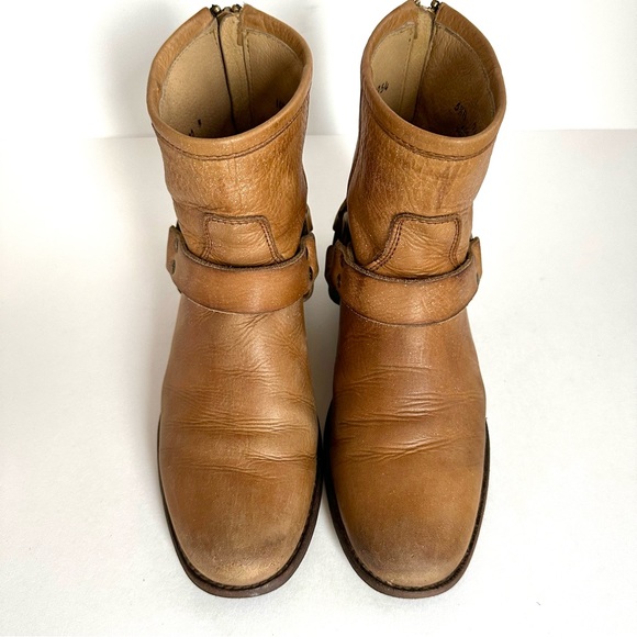 FRYE PHILIP HARNESS DISTRESSED SHORT BOOTIES IN RARE CAMEL TAN #76870. Sz 5.5 - Picture 12 of 16